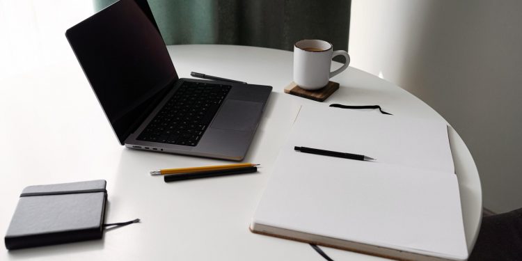 Turn Your New Year’s Resolutions Into Reality: Business Setup Made Easy with Phambili Technologies