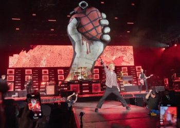 Legendary US Rock Band Green Day Kick Off Asian Tour at Galaxy Arena, Making Their First Performance in China After a 15-Year Hiatus and Igniting an Unforgettable Night of Rock’n Roll
