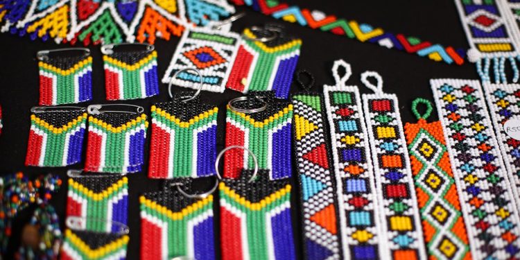 Migrant traders play a key role in South African tourism: it’s time policy makers protected them