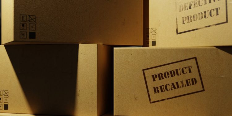 Smart brands rein in ad spending when a rival faces a setback − here’s why