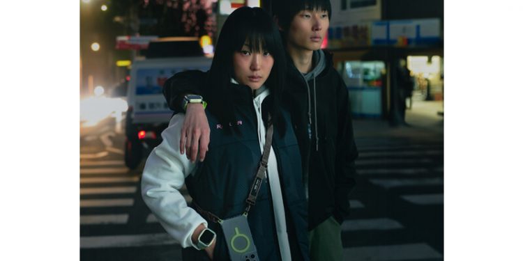 SKINARMA doles out dual-color Apple Watch straps and cases to remix your wrist rotation