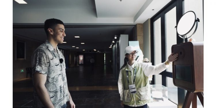 Hangzhou, China: Connecting International Youth to Museums Through Technology