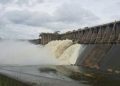 Five sluice gates remain open at Vaal Dam