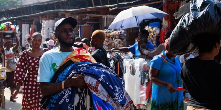 Nigeria’s economy is growing but rural poverty is rising: 5 key policies to address the divide