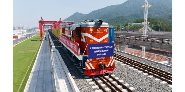 China debuts first mixed-mode autonomous railway yard to boost logistics efficiency