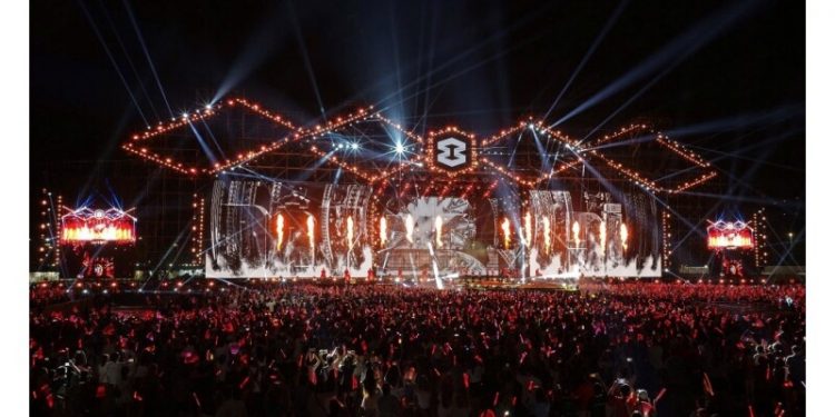 8Wonder: Moments of Wonder: Where Music Pens the Spirit of a Flourishing Vietnam, and the Will to Soar