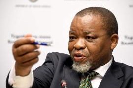 Mantashe seeks wider market for SA’s natural diamonds