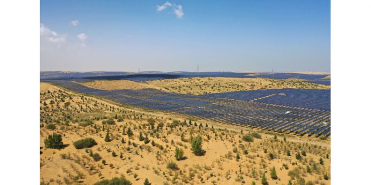 Solar power project transforms desert into energy hub