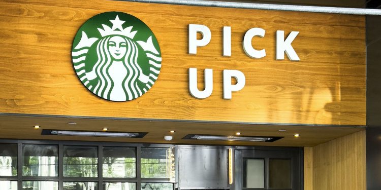 Starbucks wants you to stay awhile – but shuttering its mobile-only pickup locations could be a risky move