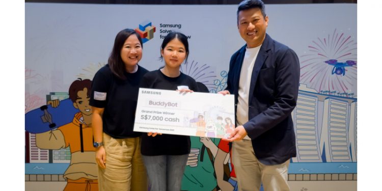 Edgefield Secondary School Students Clinch Top Honours at the Samsung Solve for Tomorrow 2025 Competition