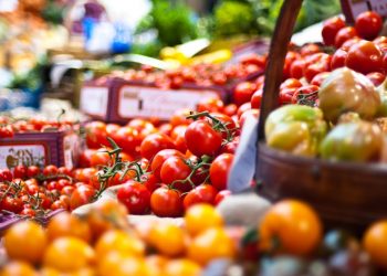 Agricultural exports from Africa are not doing well. Four ways to change that